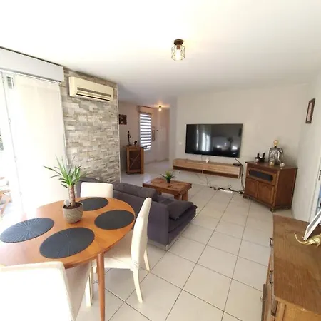 Comfortable For 4 People * Toulon