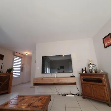 Comfortable For 4 People * Тулон
